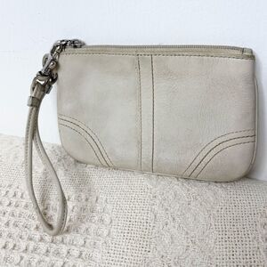 Y2K Vintage Coach Soho Small Leather Wristlet Cream White Silver